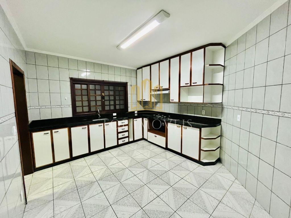 Excelente casa alto padrão para locação 5 dormitórios jardim