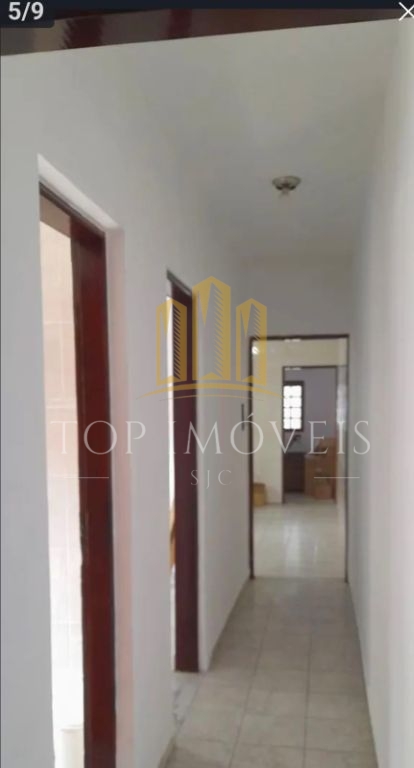 Ótima casa espaçosa cinco dormitórios na melhor localização 