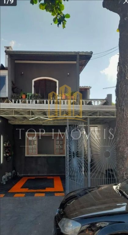 Ótima casa espaçosa cinco dormitórios na melhor localização 