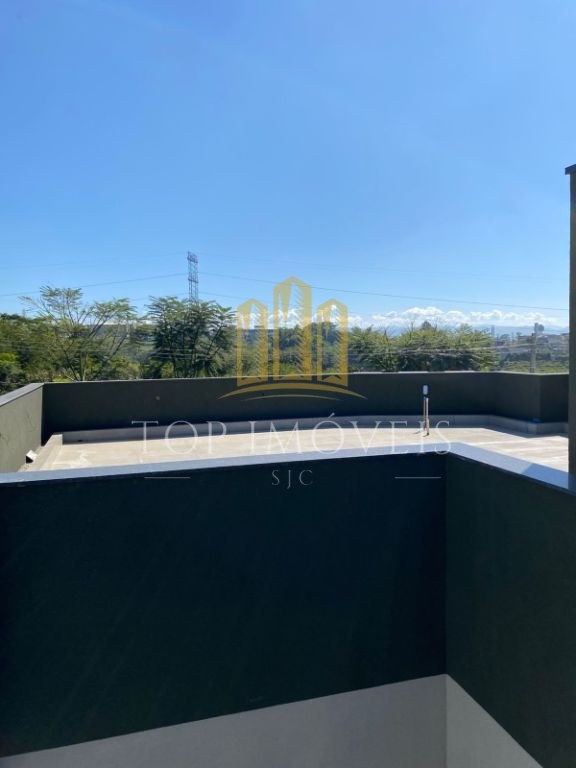 Maravilhoso Sobrado 4 dormitórios e Piscina Condomínio Malibu - Caçapava