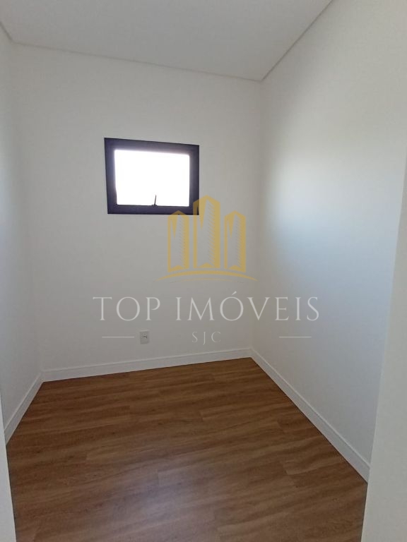 Belissima casa térrea 3 dormitórios 1 suíte condominio vered