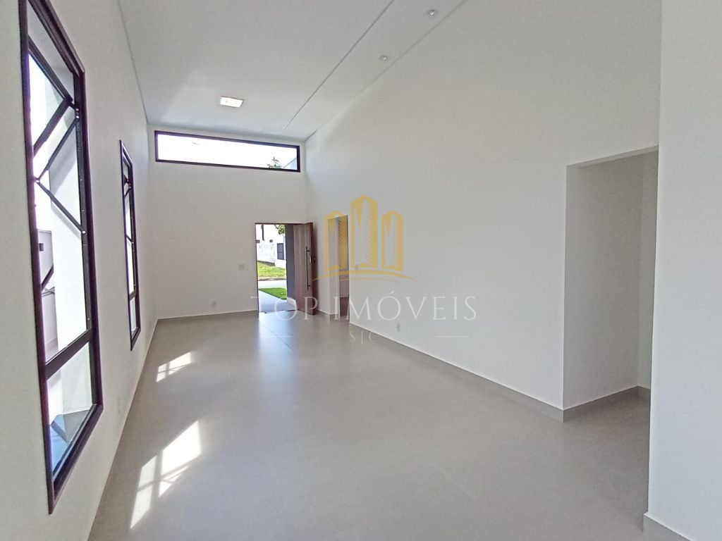 Belissima casa térrea 3 dormitórios 1 suíte condominio vered