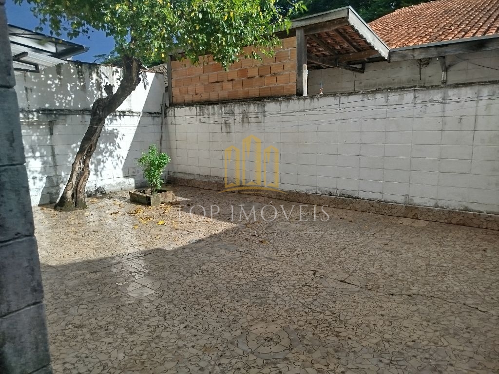 Excelente Sobrado à Venda 3 dormitórios Jardim Satélite Rua sem Saída Zona Sul SJC