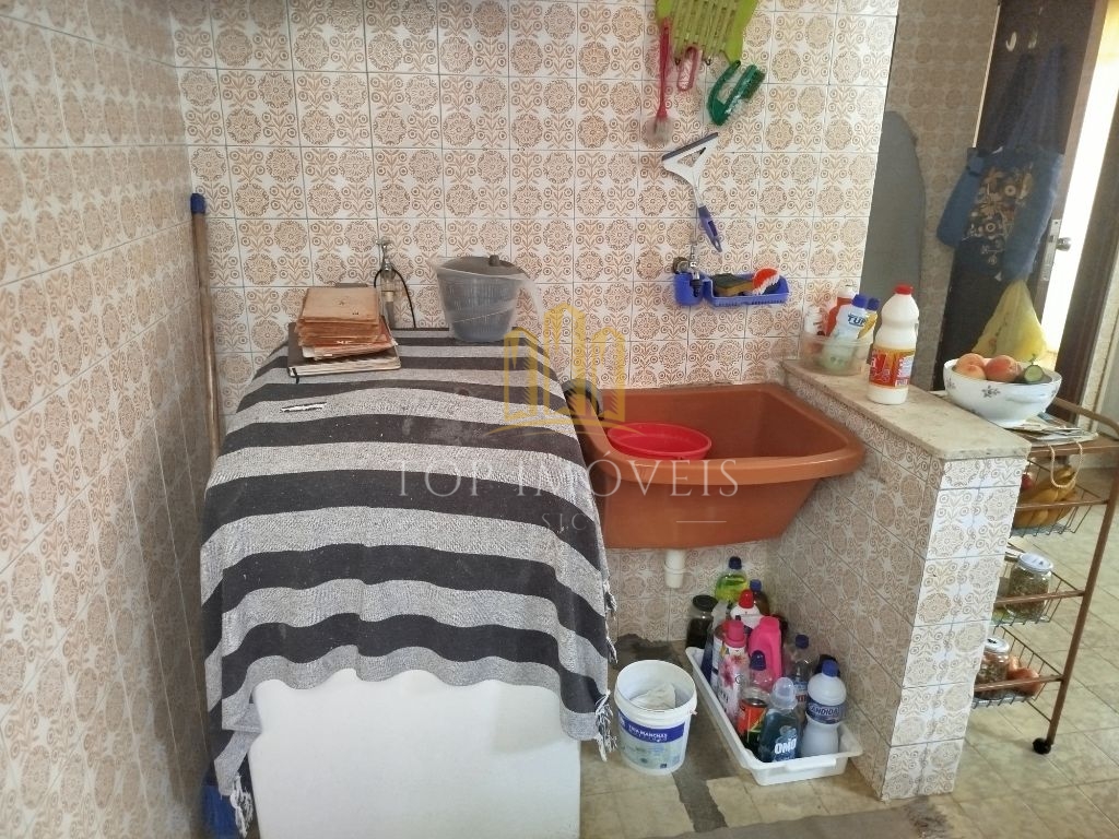 Excelente Sobrado à Venda 3 dormitórios Jardim Satélite Rua sem Saída Zona Sul SJC