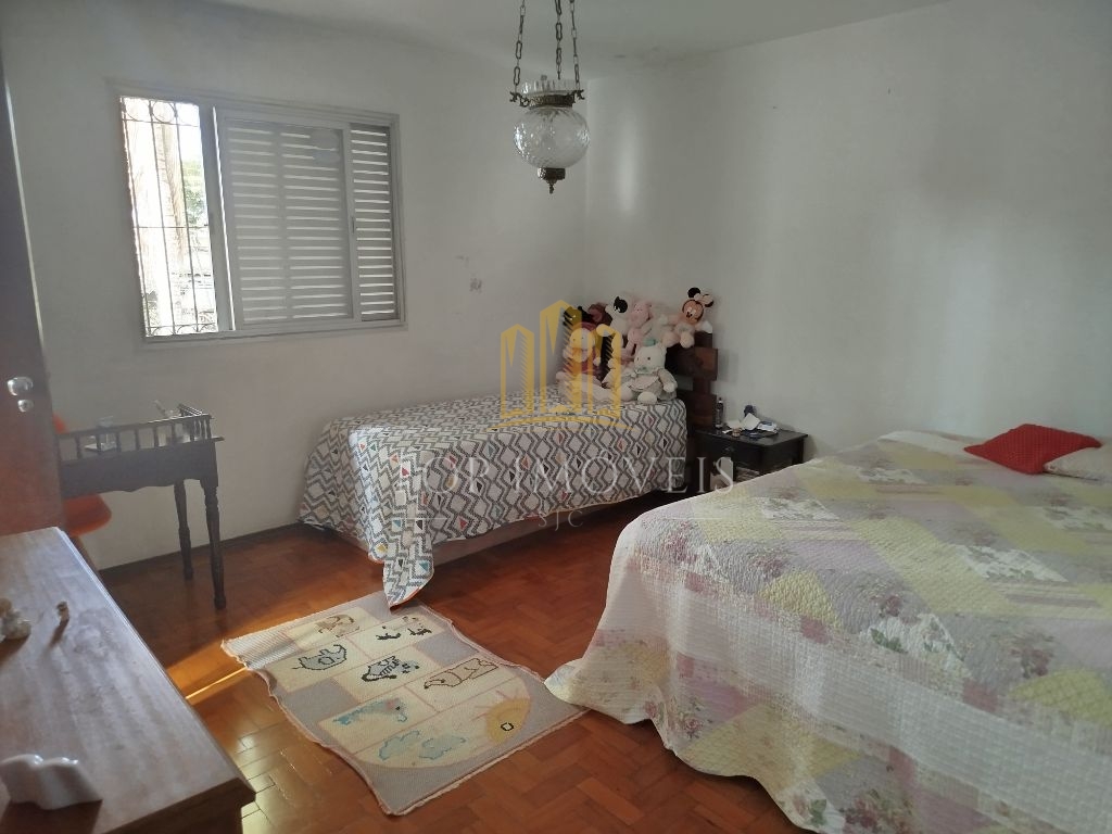 Excelente Sobrado à Venda 3 dormitórios Jardim Satélite Rua sem Saída Zona Sul SJC