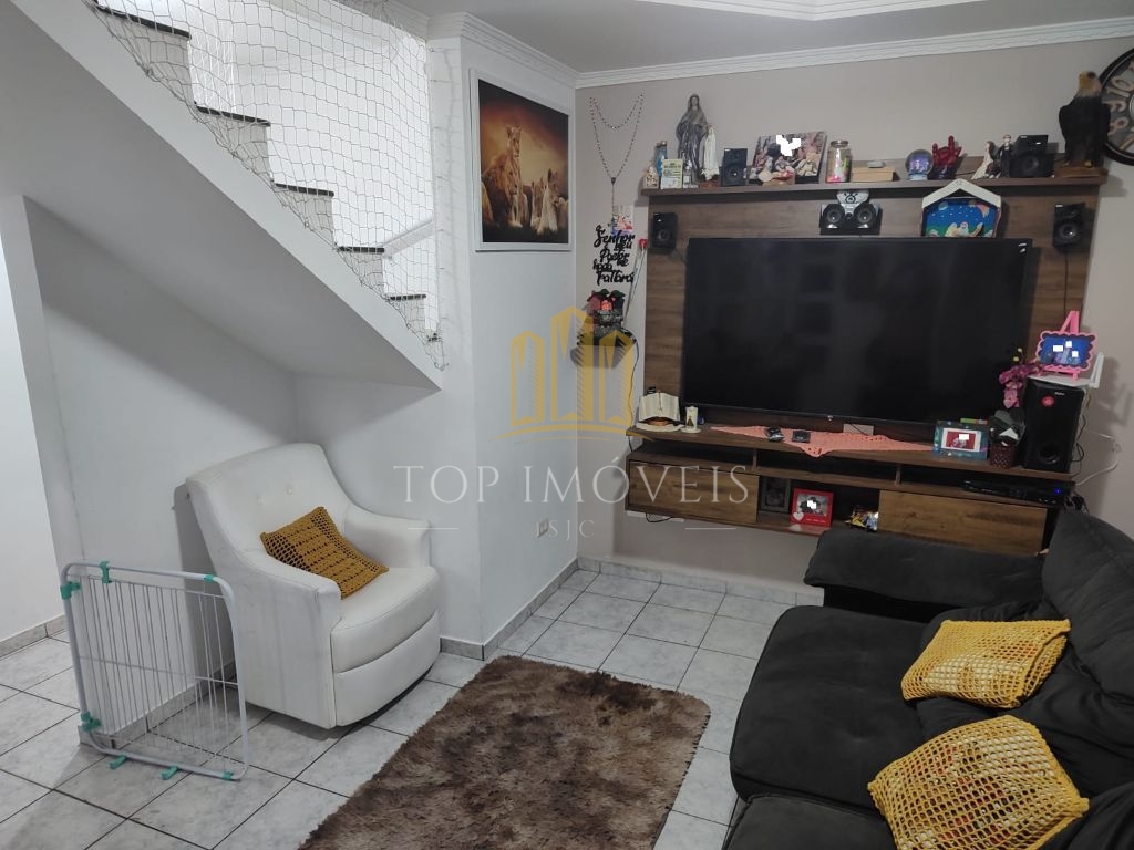 Linda Casa em Condomínio Villagio 3 Dorm (1 Suíte) 130 m² Jardim Califórnia - Jacareí