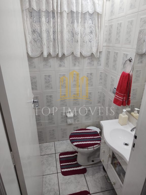 Linda Casa em Condomínio Villagio 3 Dorm (1 Suíte) 130 m² Jardim Califórnia - Jacareí