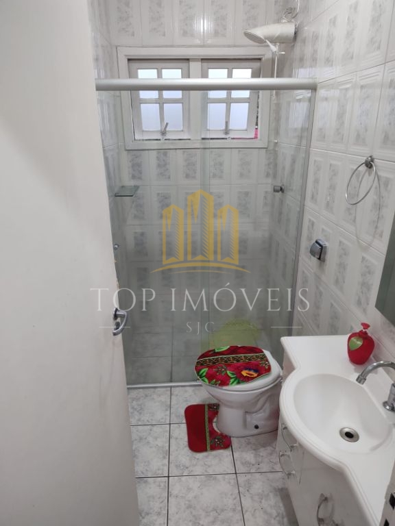Linda Casa em Condomínio Villagio 3 Dorm (1 Suíte) 130 m² Jardim Califórnia - Jacareí