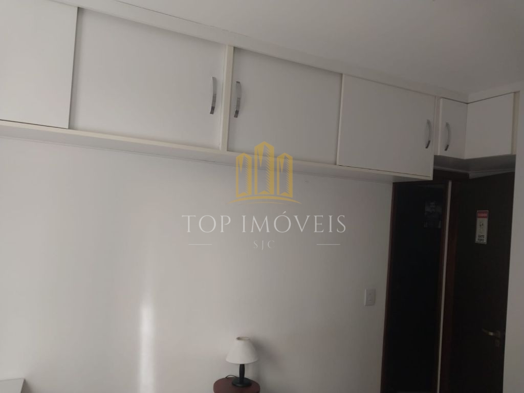 Lindo apartamento dois dormitórios repleto de armários próxi