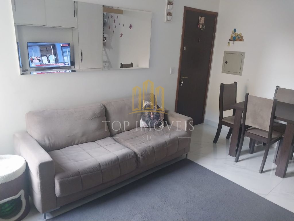 Lindo apartamento dois dormitórios repleto de armários próxi