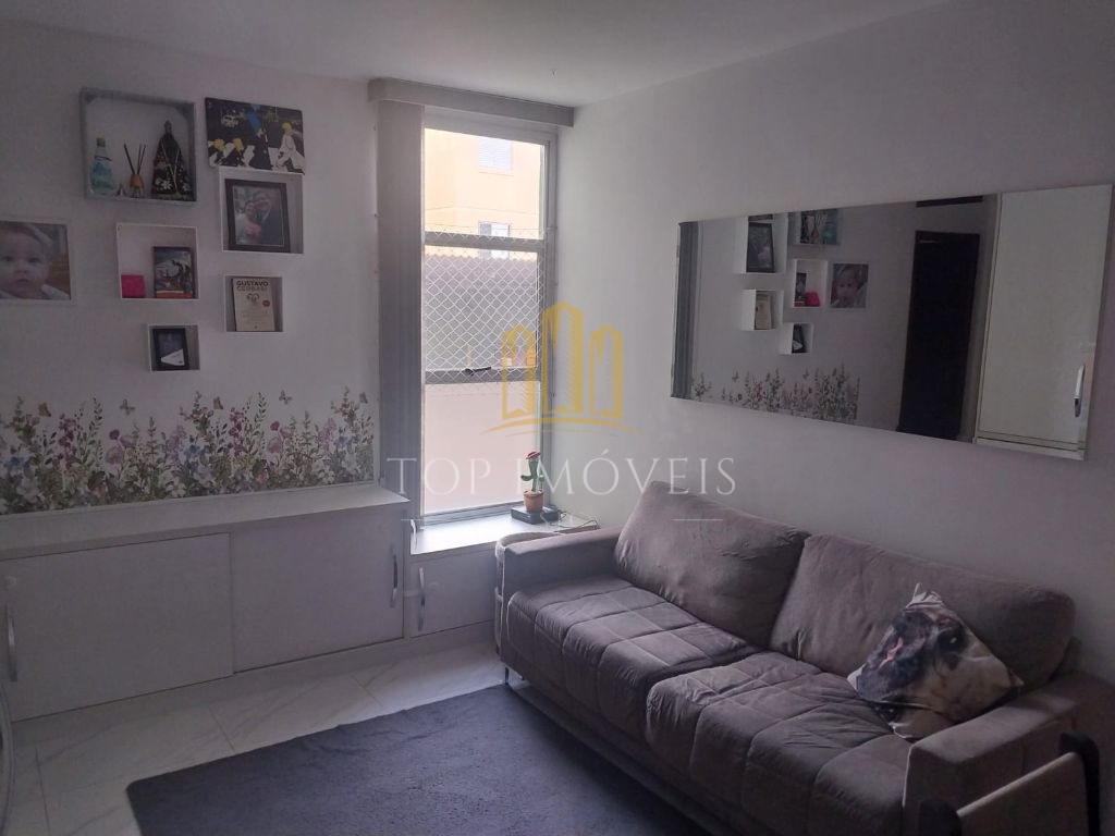 Lindo apartamento dois dormitórios repleto de armários próxi