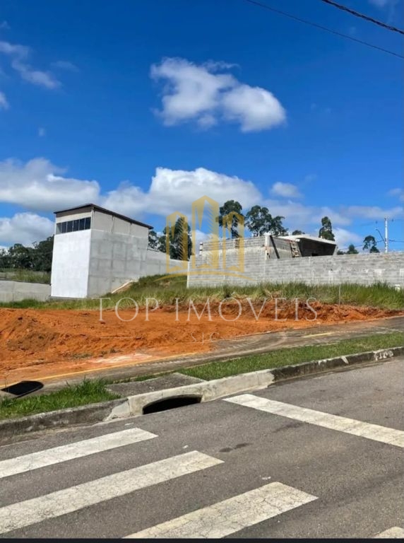 Terreno localizado em bairro novo, em constante valorização,
