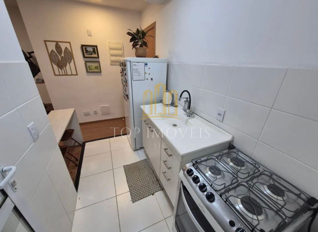 Maravilhoso apartamento três dormitórios suíte condomínio no
