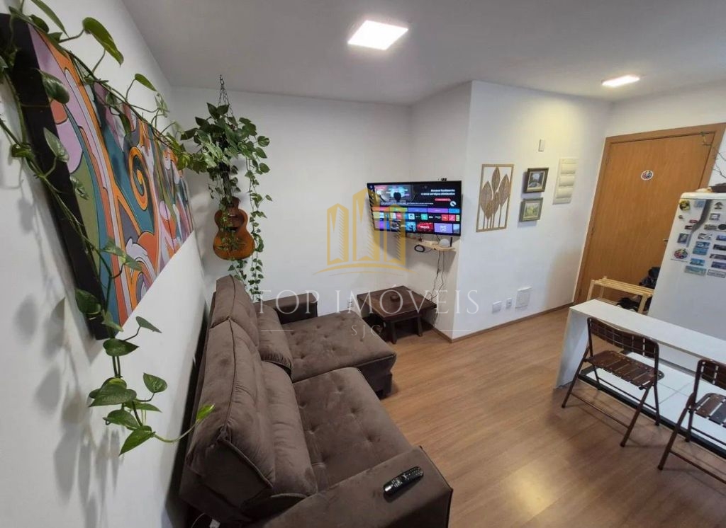 Maravilhoso apartamento três dormitórios suíte condomínio no