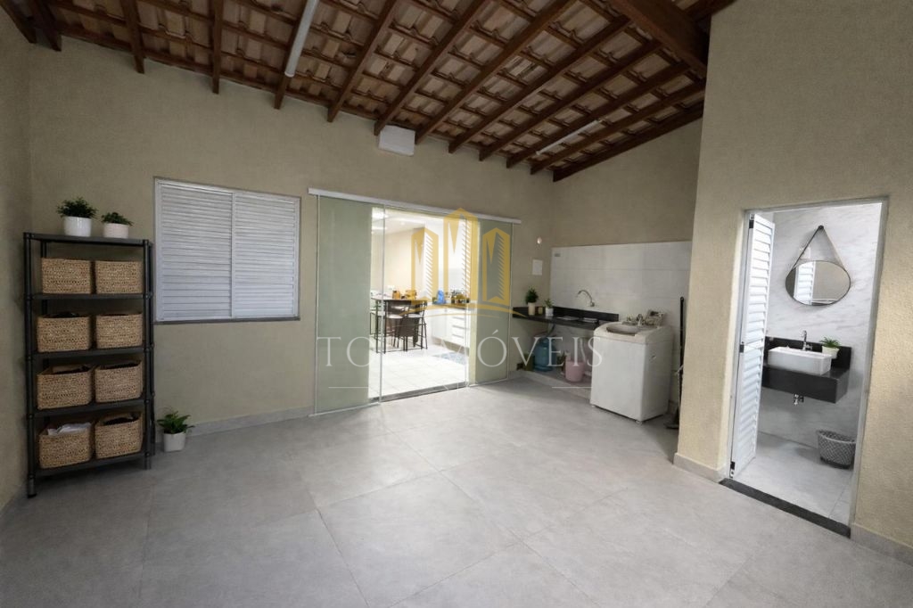 Linda casa em condomínio – 3 dormitórios (1 suíte)