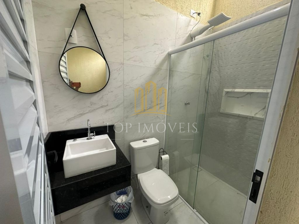 Linda casa em condomínio – 3 dormitórios (1 suíte)