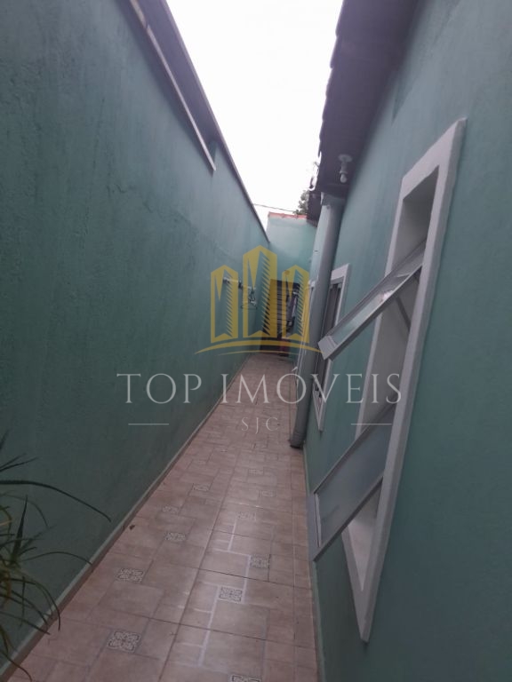 Casa residencial com excelente padrão construtivo e otima lo