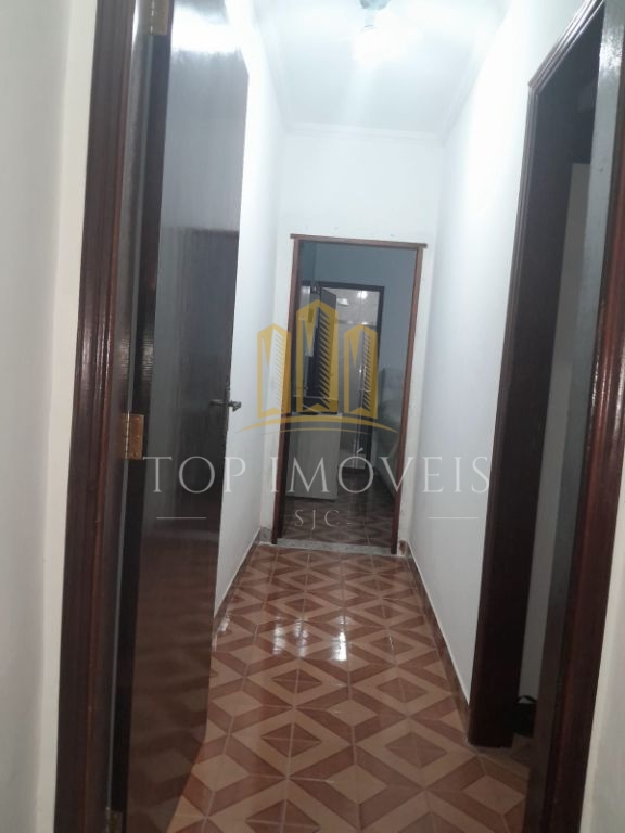 Casa residencial com excelente padrão construtivo e otima lo