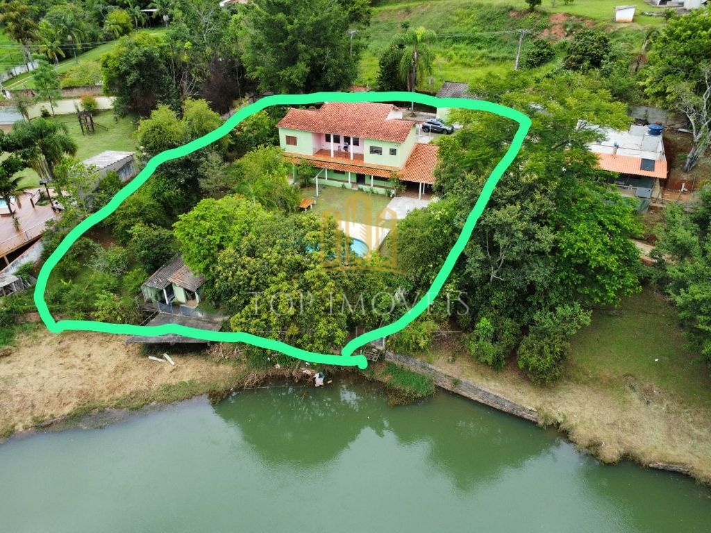 Linda chácara entre guararema e santa branca sp