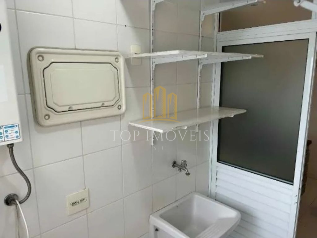 Lindo apartamento dois dormitórios suite em condomínio clube
