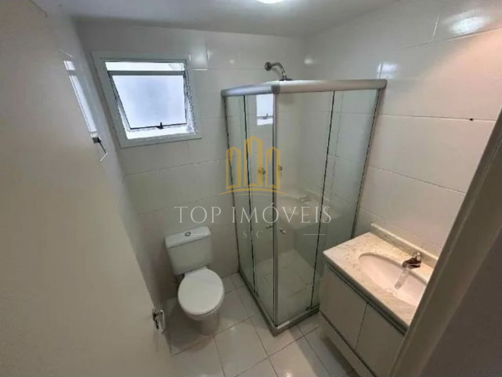 Lindo apartamento dois dormitórios suite em condomínio clube