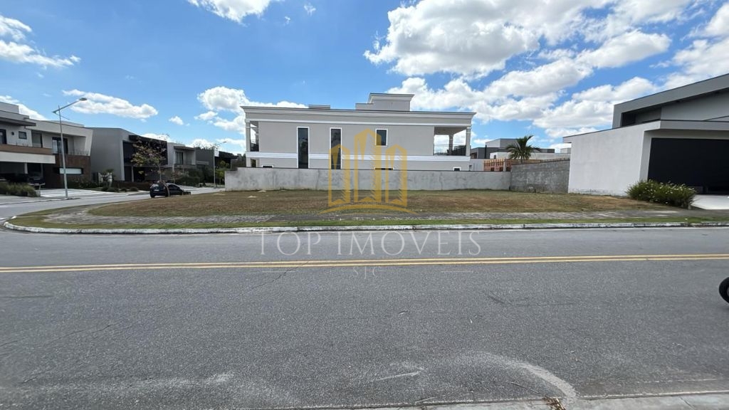 Terreno à Venda no Cond. Jardim do Golfe 2 Urbanova - 450 m² PLANO