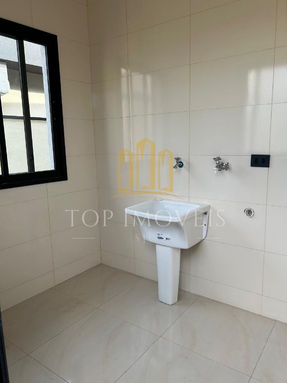 Casa em belíssimo condomínio em jacareí – conforto e sofisti