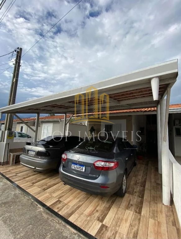 Maravilhosa casa tres domitorios suite condominio fechado com lazer