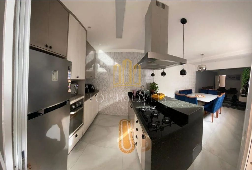 Maravilhosa casa tres domitorios suite condominio fechado com lazer