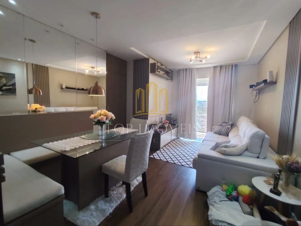 Maravilhoso apartamento três dormitórios suíte varanda no me