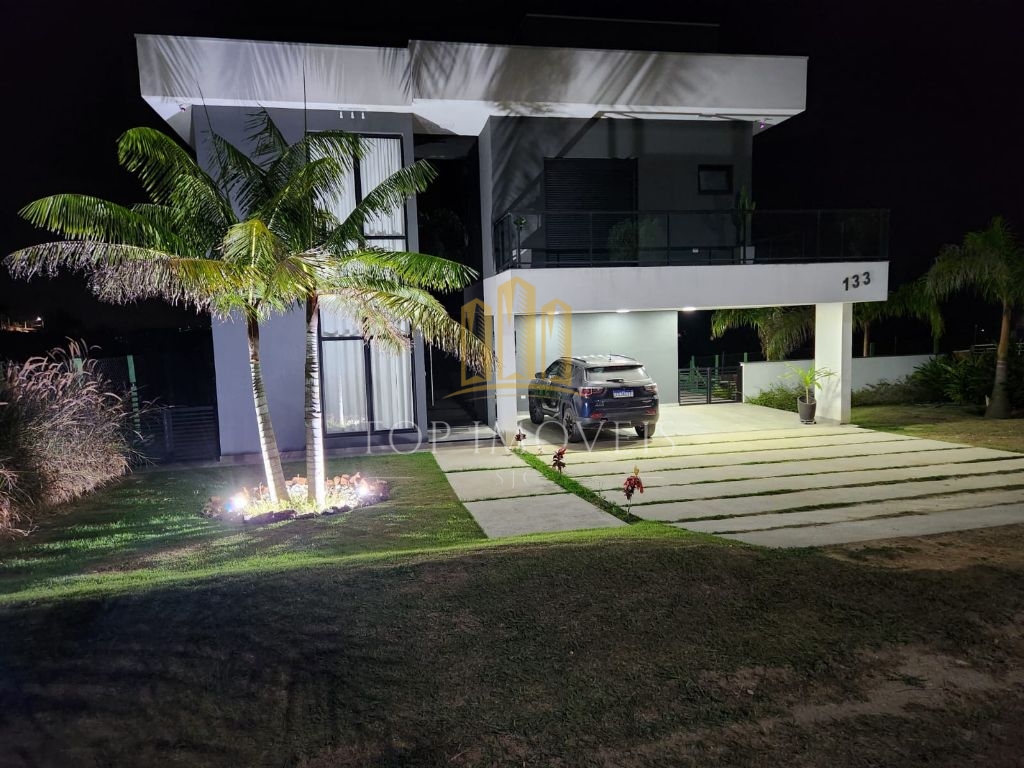 Uma casa que impressiona em cada detalhe!