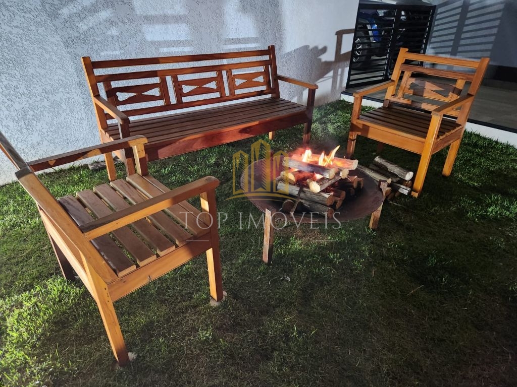 Uma casa que impressiona em cada detalhe!