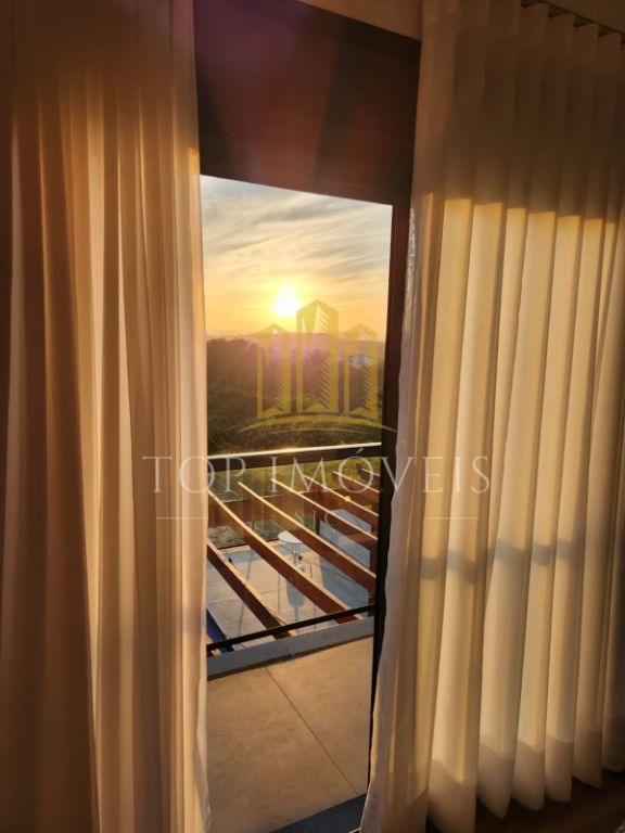 Uma casa que impressiona em cada detalhe!
