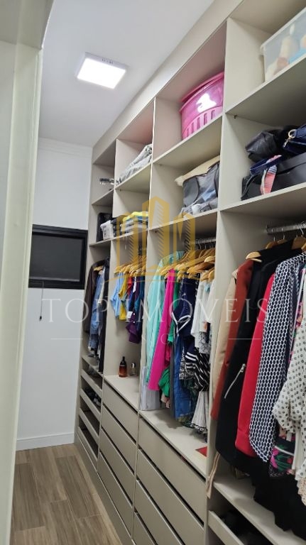 Uma casa que impressiona em cada detalhe!