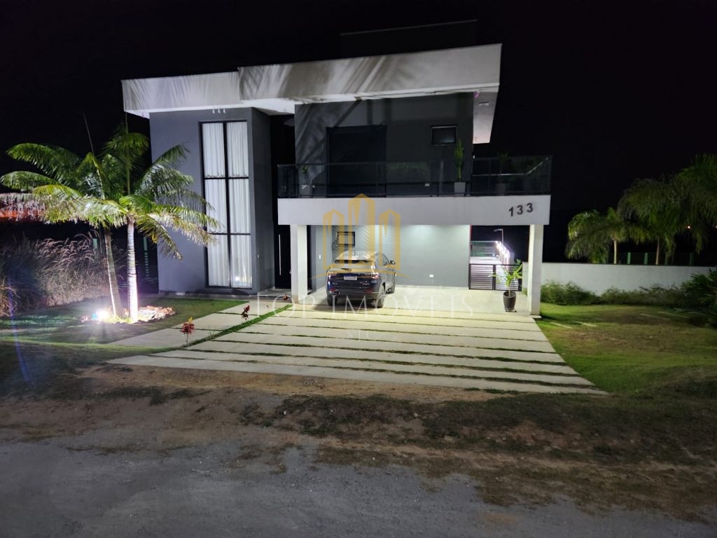 Uma casa que impressiona em cada detalhe!