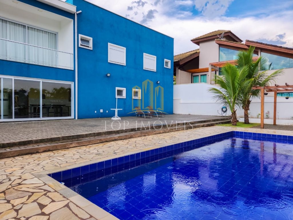 Uma casa que impressiona em cada detalhe exclusividade, sofi