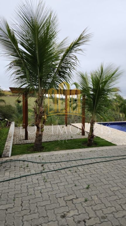 Uma casa que impressiona em cada detalhe exclusividade, sofisticação e natureza em perfeita harmonia