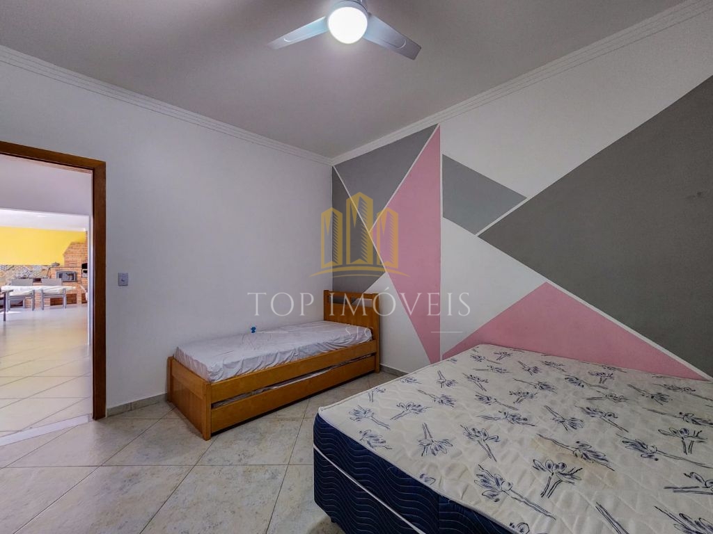 Uma casa que impressiona em cada detalhe exclusividade, sofisticação e natureza em perfeita harmonia