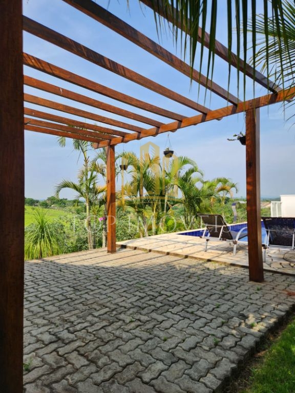 Uma casa que impressiona em cada detalhe exclusividade, sofisticação e natureza em perfeita harmonia