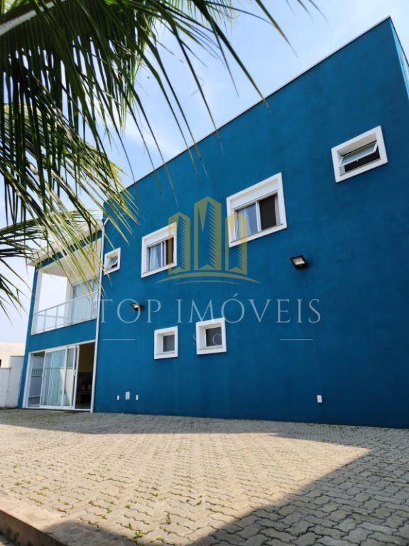 Uma casa que impressiona em cada detalhe exclusividade, sofisticação e natureza em perfeita harmonia
