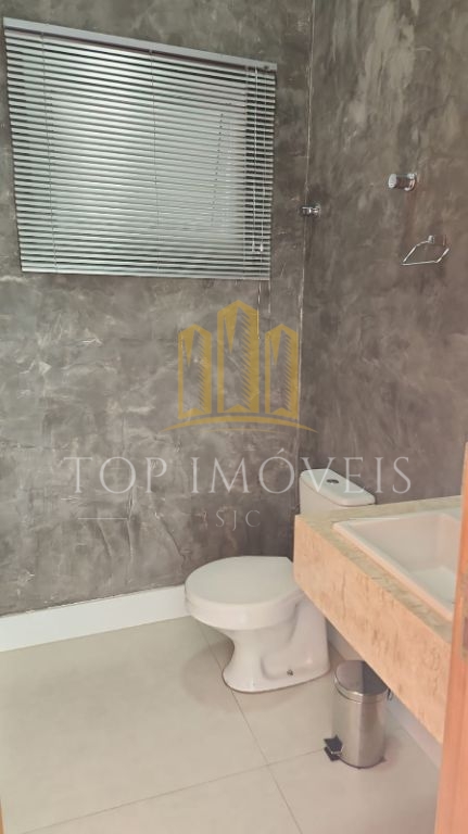 Uma casa que impressiona em cada detalhe exclusividade, sofisticação e natureza em perfeita harmonia