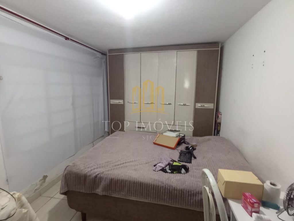 Casa com ponto comercial 160,66m² 2 dormitórios av vale do p