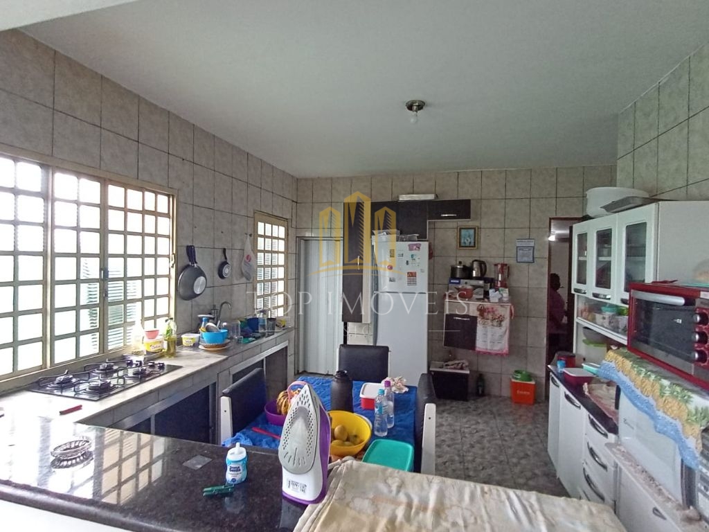 Casa com ponto comercial 160,66m² 2 dormitórios av vale do p