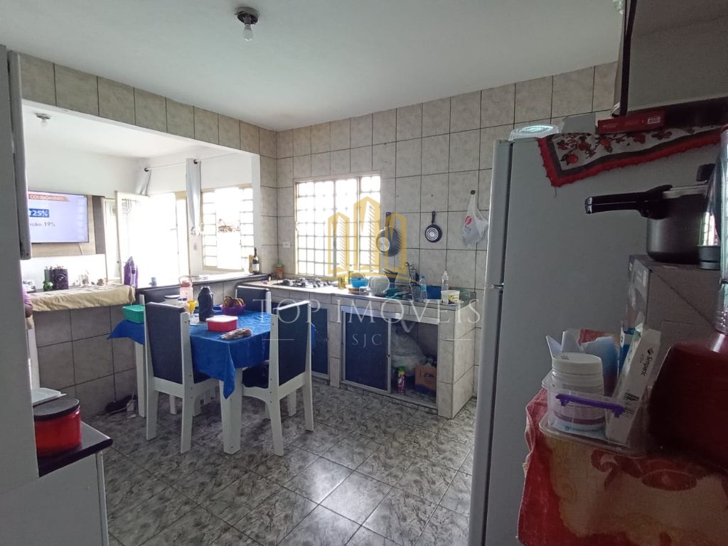 Casa com ponto comercial 160,66m² 2 dormitórios av vale do p