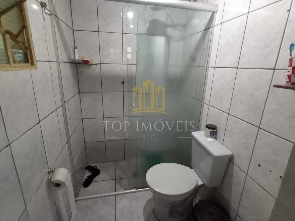 Casa com ponto comercial 160,66m² 2 dormitórios av vale do p