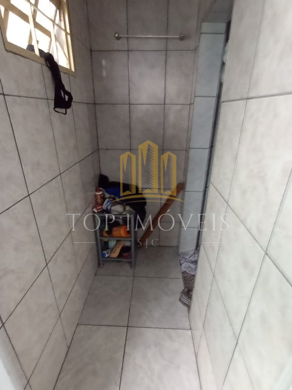 Casa com ponto comercial 160,66m² 2 dormitórios av vale do p