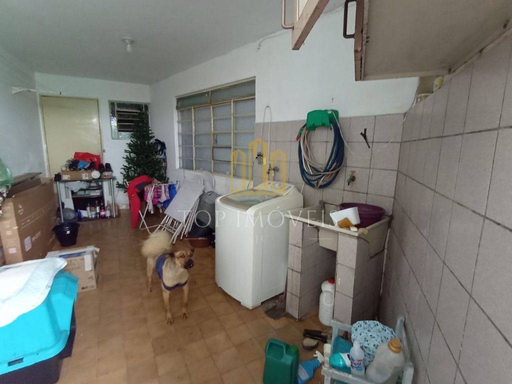 Casa com Ponto Comercial 160,66m² 2 Dormitórios Av Vale do Paraiba.