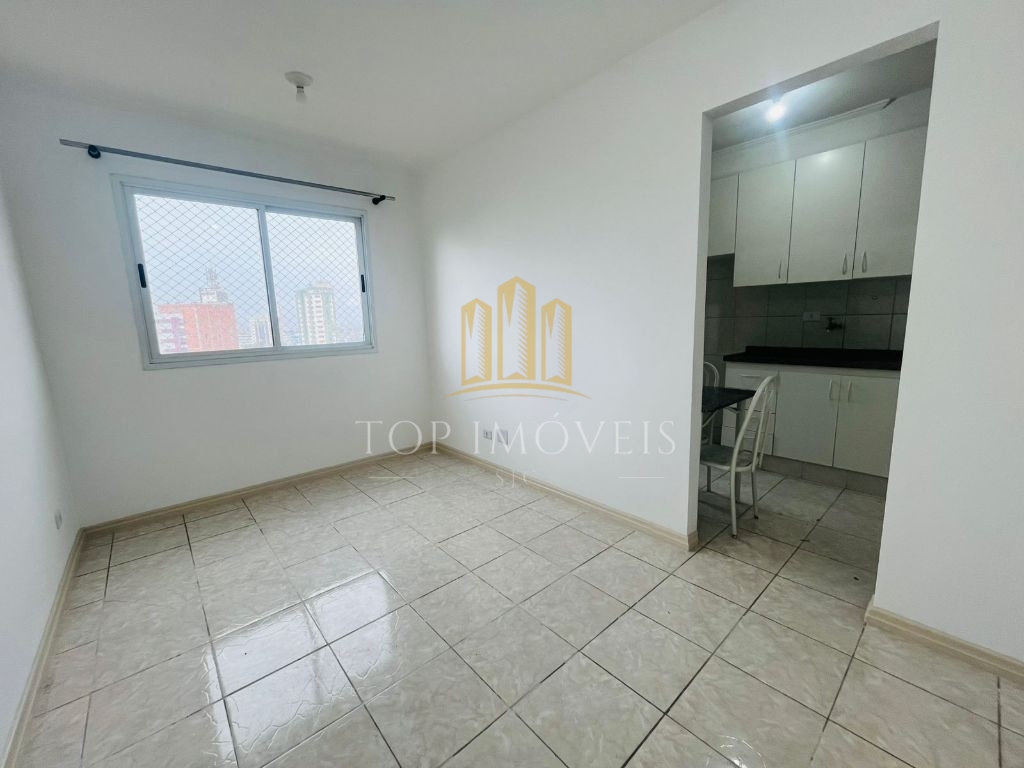 Lindo apartamento um dormitório com armário na melhor localização do centro