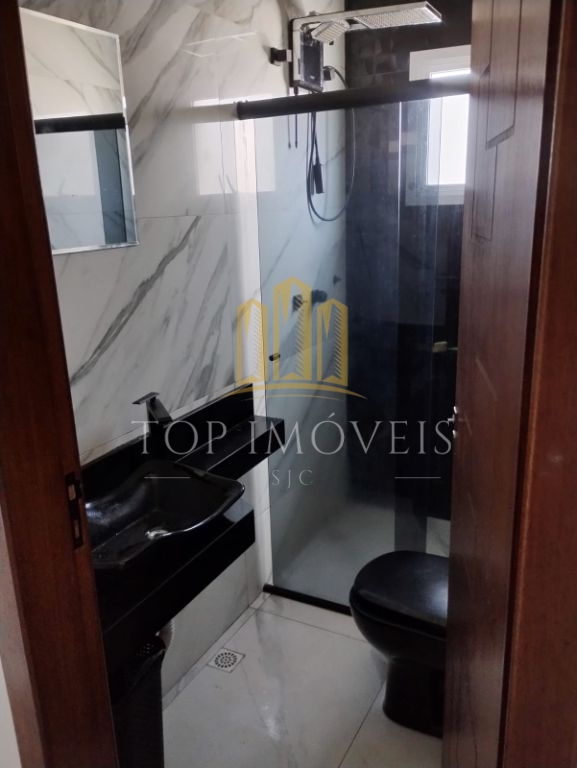 Excelente casa de lote inteiro no Vila Branca - Jacareí