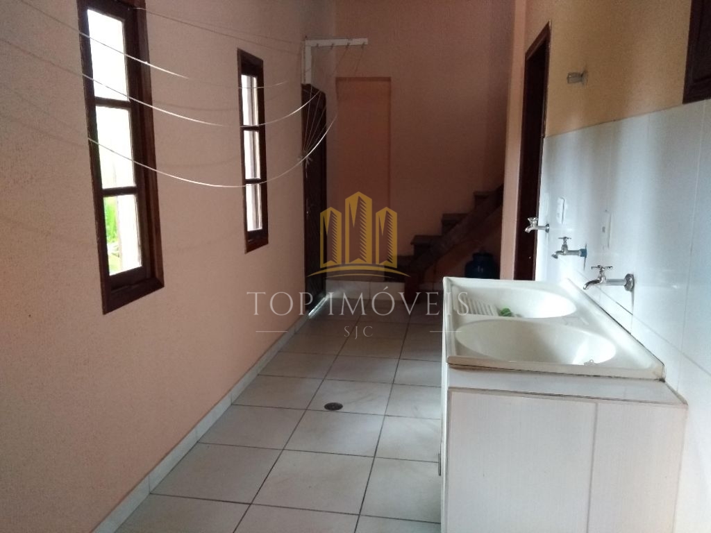 Belissíma Casa 3 Dormitórios Suíte 210m² de Construção Esplanada do Sol